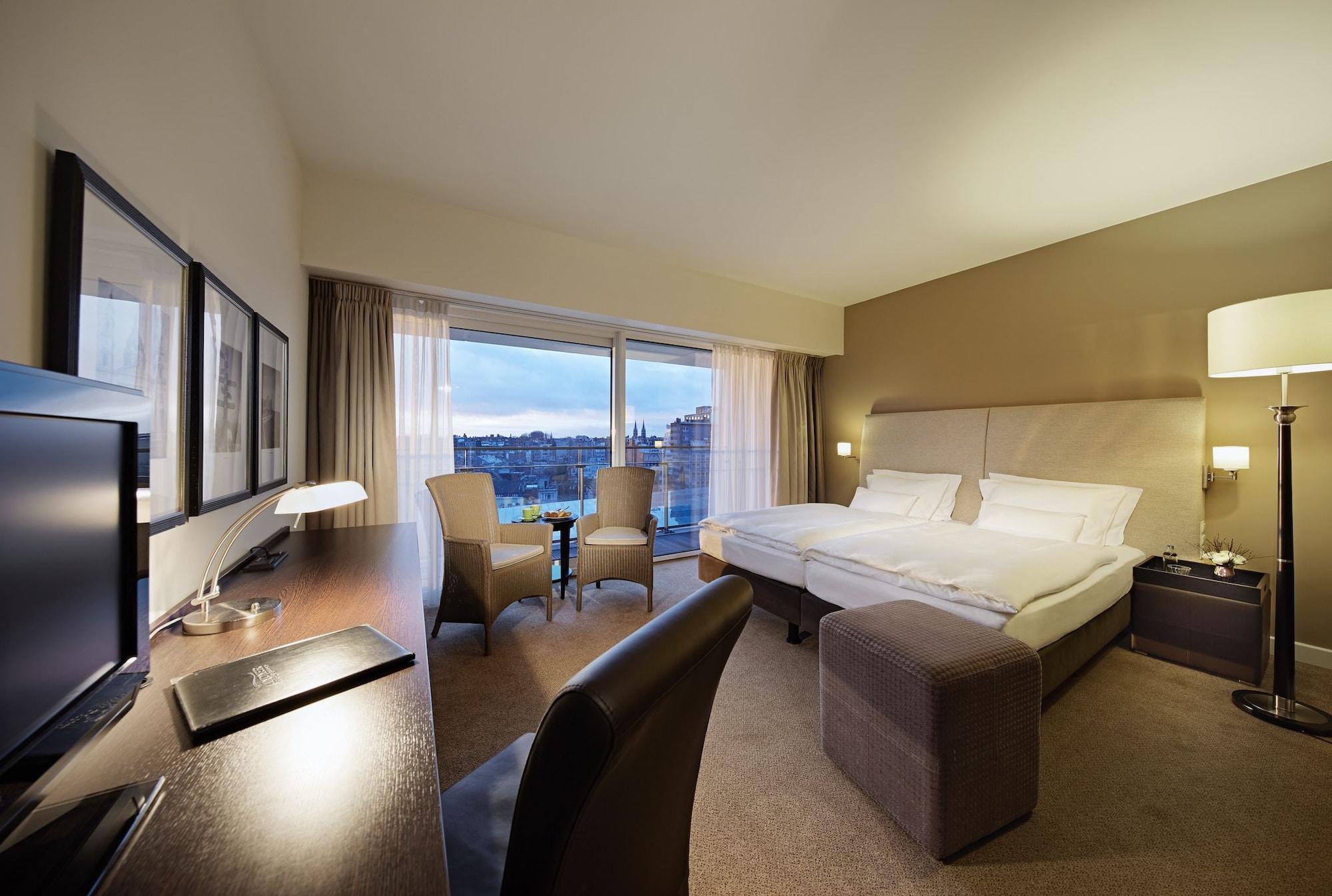 Lindner Hotel Antwerp, Part Of Jdv By Hyatt Екстер'єр фото