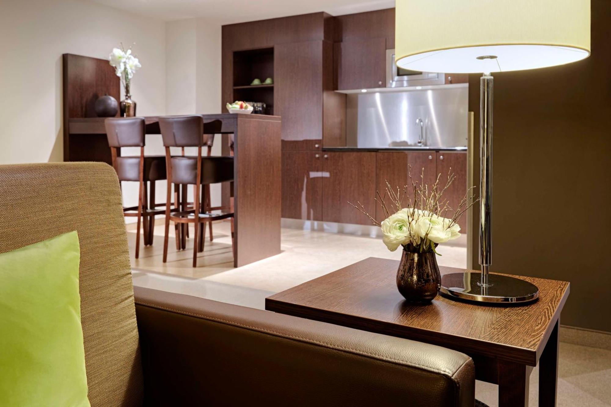 Lindner Hotel Antwerp, Part Of Jdv By Hyatt Екстер'єр фото