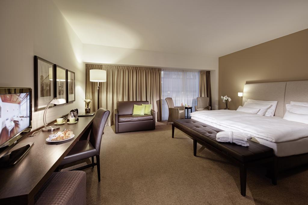 Lindner Hotel Antwerp, Part Of Jdv By Hyatt Екстер'єр фото